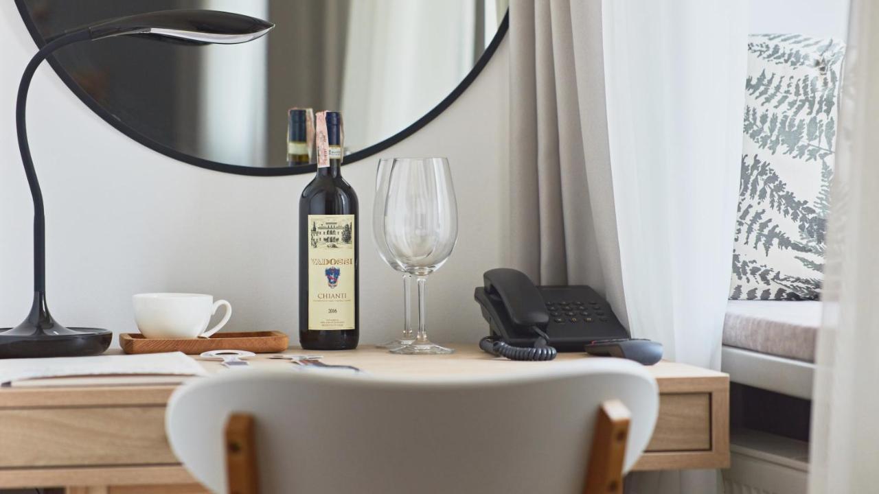 Wine&Pillow Hotel By Frapolli Одеса Екстериор снимка